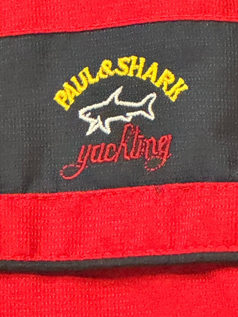 Paul &Shark Red Textured wind breaker .
Made in Italy